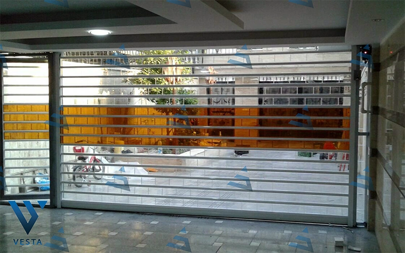 نصب کرکره برقی پلی کربنات